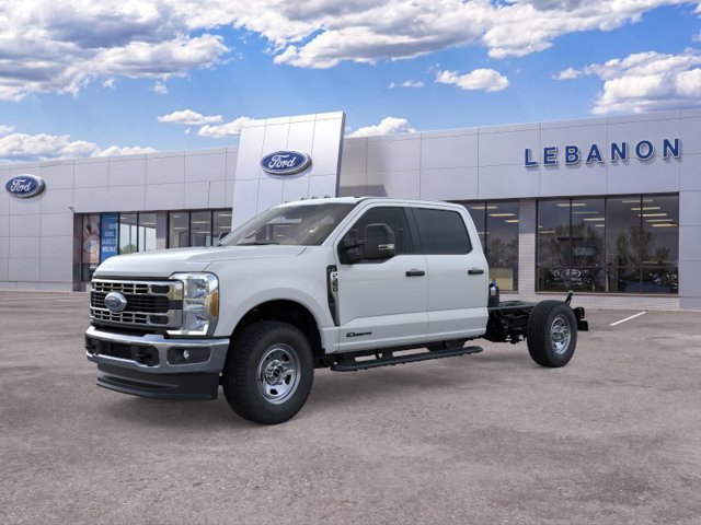 New 2026 Ford F350 XL w/ XL Chrome Package AWD/4WD image 2