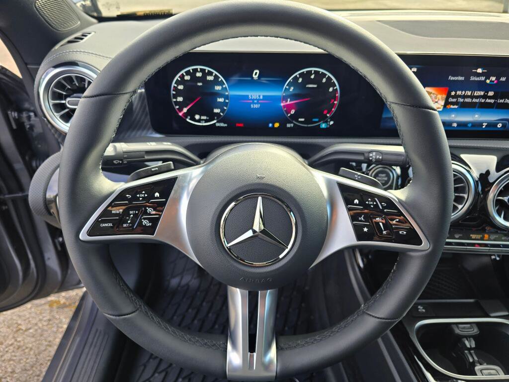 Used 2026 Mercedes-Benz CLA 250 4MATIC image 14