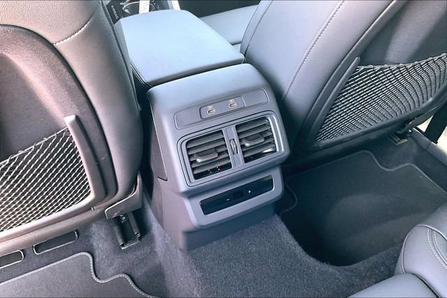Used 2025 Audi Q5 Premium Plus w/ Premium Plus AWD/4WD image 25
