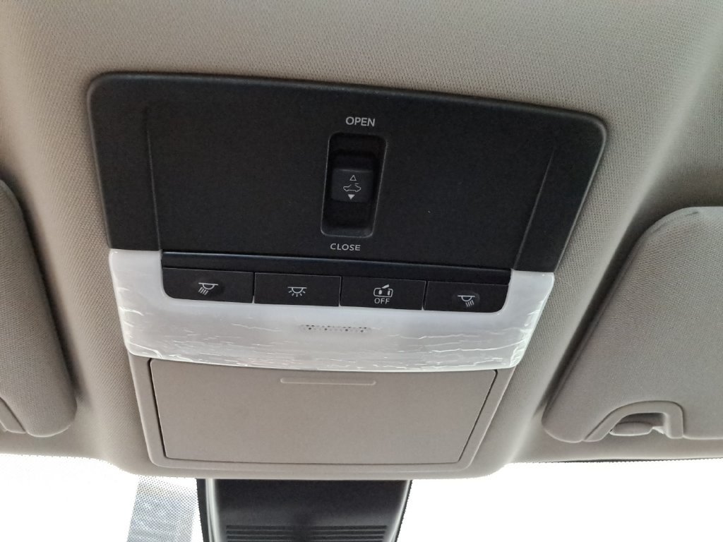 Used 2025 Nissan Altima 2.5 SR w/ SR Premium Package FWD image 27