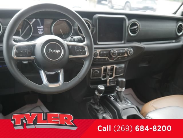 Used 2023 Jeep Wrangler Unlimited Sahara w/ Cold Weather Group AWD/4WD image 38