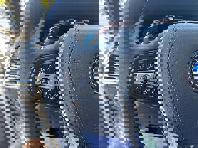 Used 2023 BMW X5 xDrive40i image 25