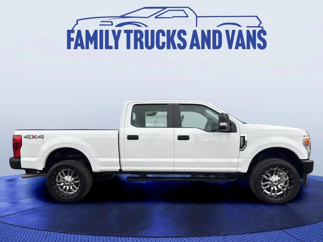 Used 2022 Ford F250 XL w/ Power Equipment Group AWD/4WD image 6