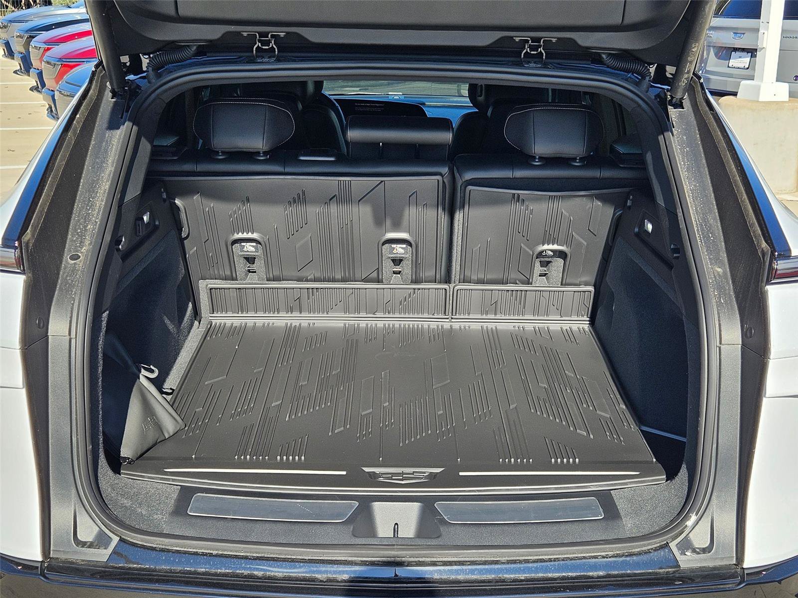 New 2026 Cadillac Lyriq Sport w/ LPO, Floor Liner Package AWD/4WD image 29