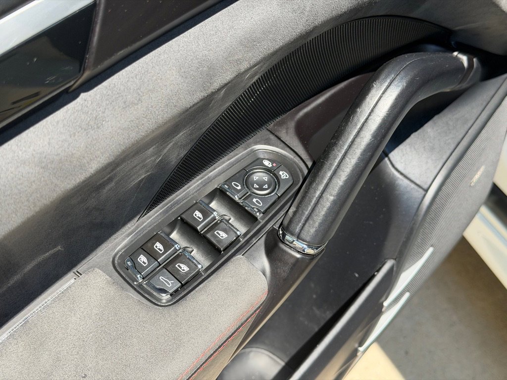 Used 2016 Porsche Cayenne GTS AWD/4WD image 25