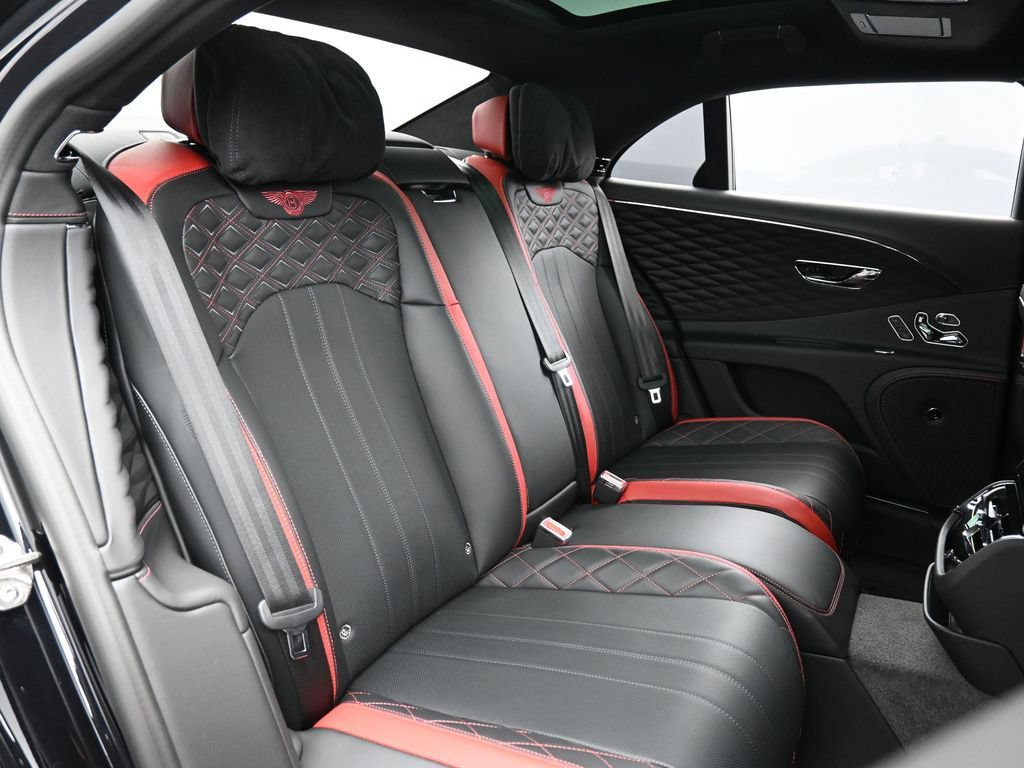 Certified 2024 Bentley Flying Spur W12 AWD/4WD image 30