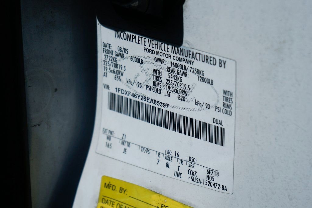 Used 2006 Ford F450 XL image 48