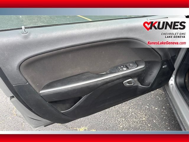 Used 2017 Dodge Challenger R/T w/ Quick Order Package 28P T/A RWD image 16