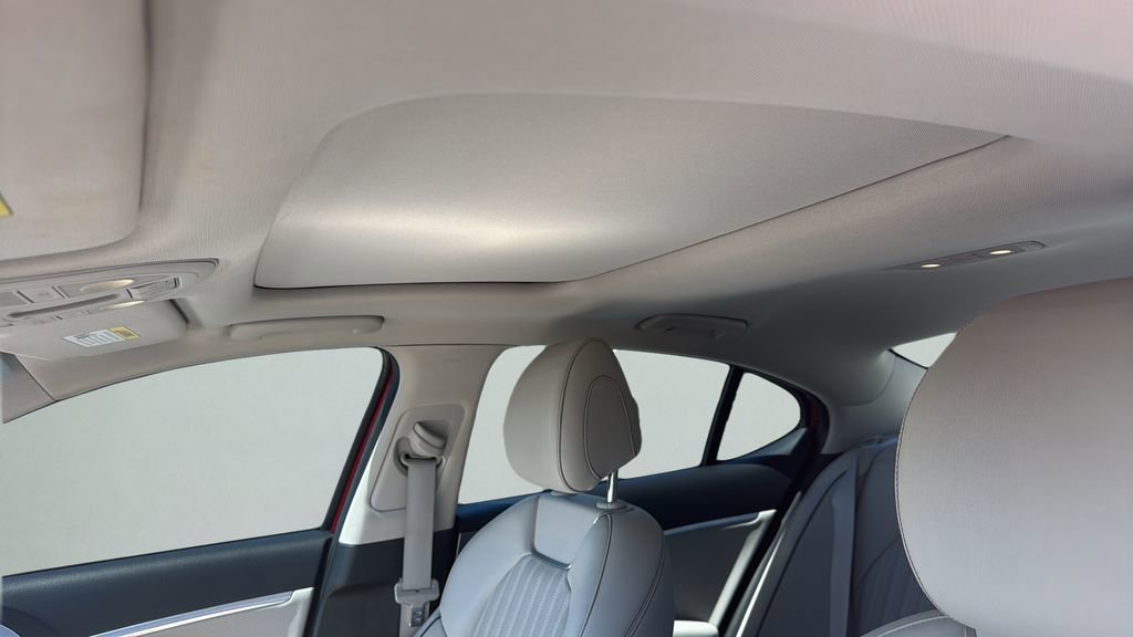 Used 2021 Genesis G70 2.0T w/ Elite Package image 11