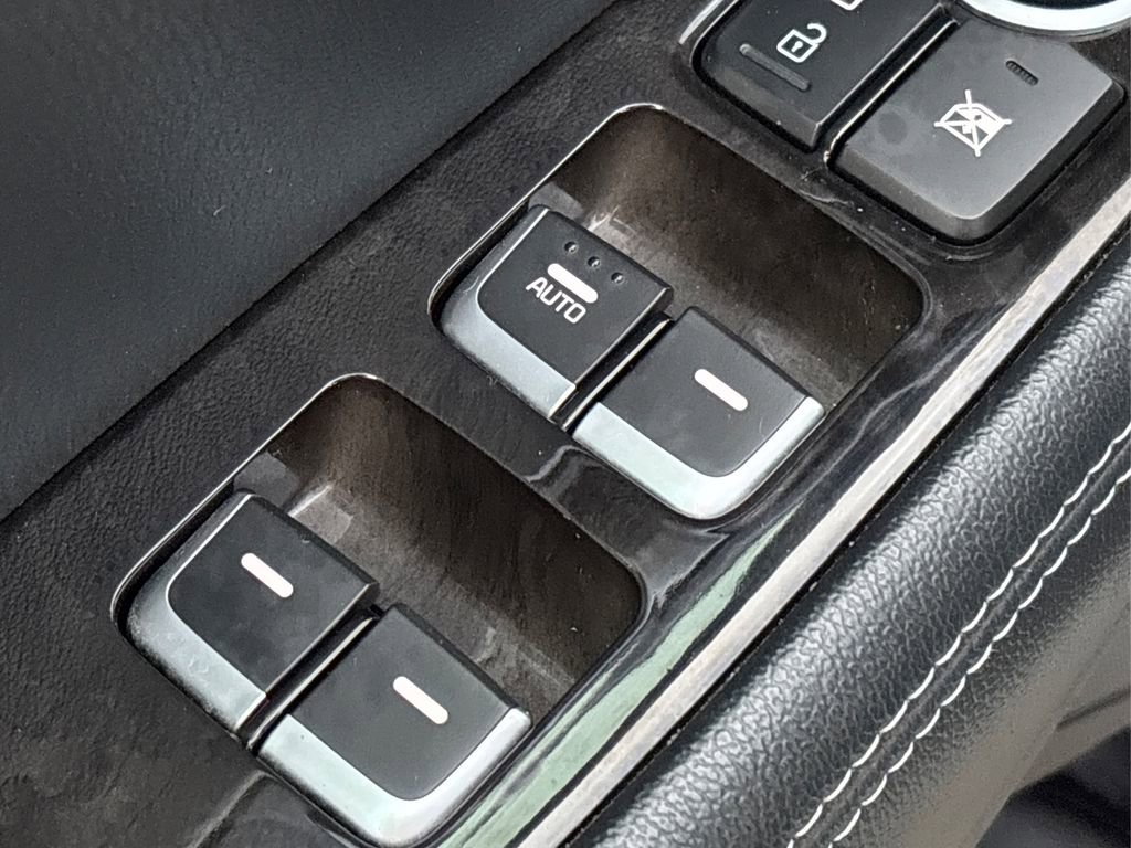 Used 2016 Kia Sorento LX image 30