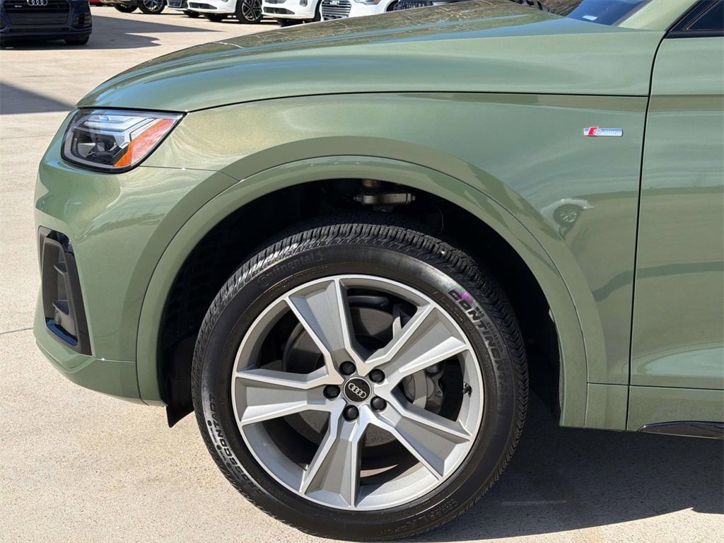 Used 2025 Audi Q5 2.0T Premium w/ Convenience Plus Package image 5