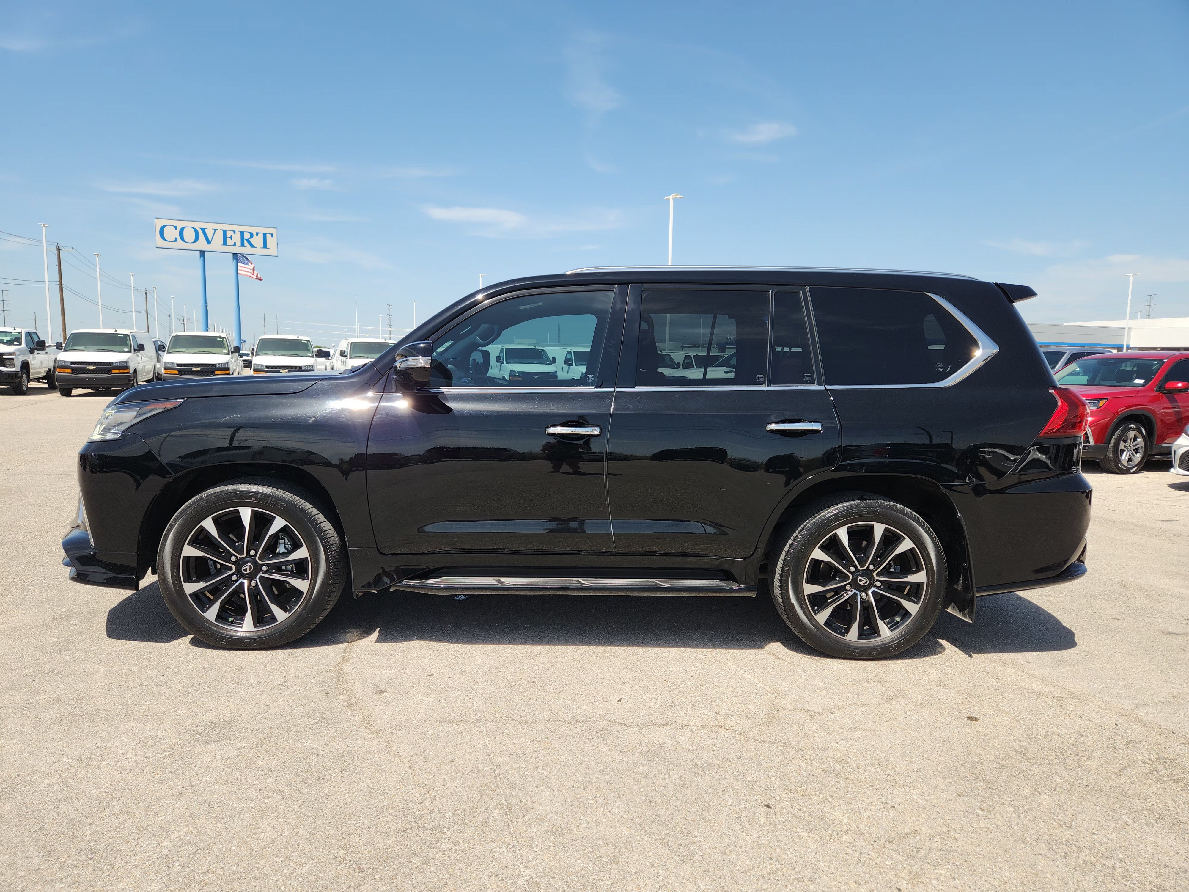 Used 2021 Lexus LX 570 4WD w/ Sport Package image 4