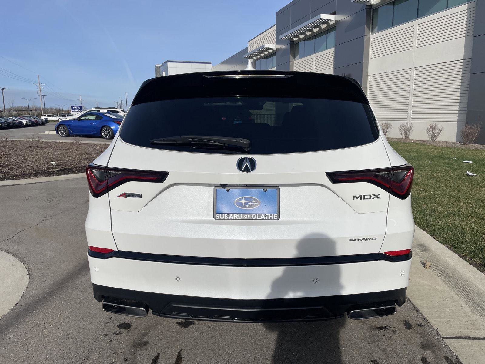 Used 2022 Acura MDX A-Spec image 7