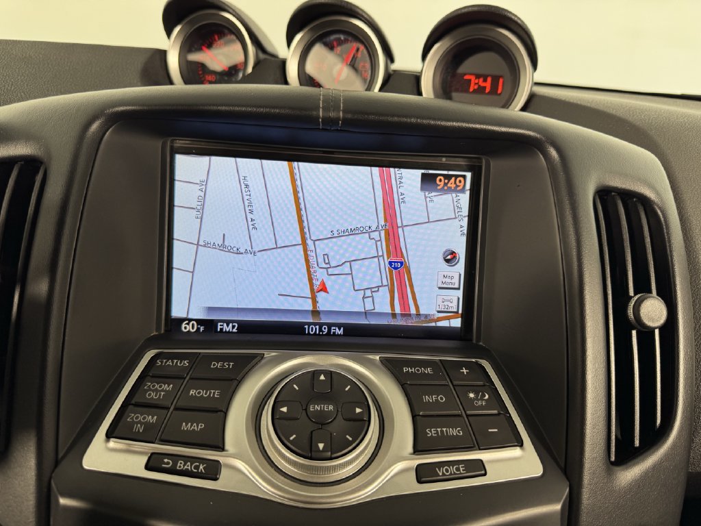 Used 2010 Nissan 370Z Touring w/ Sport Pkg RWD image 16