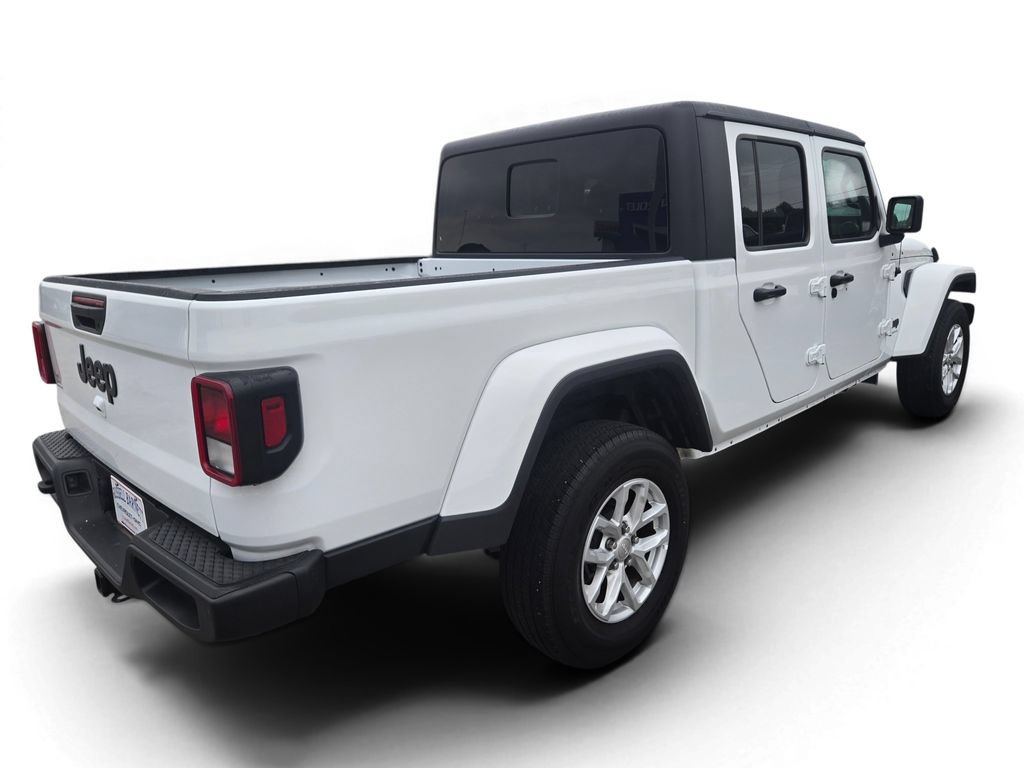 Used 2023 Jeep Gladiator Sport AWD/4WD image 4