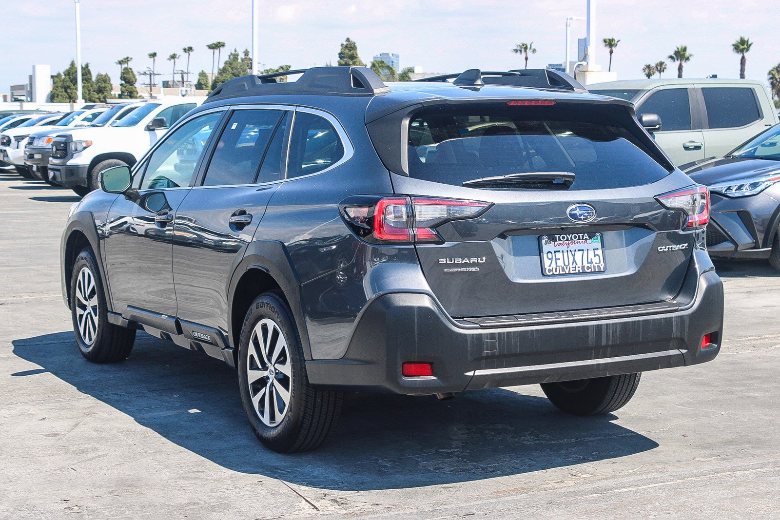 Used 2023 Subaru Outback Premium w/ Popular Package #1 image 7