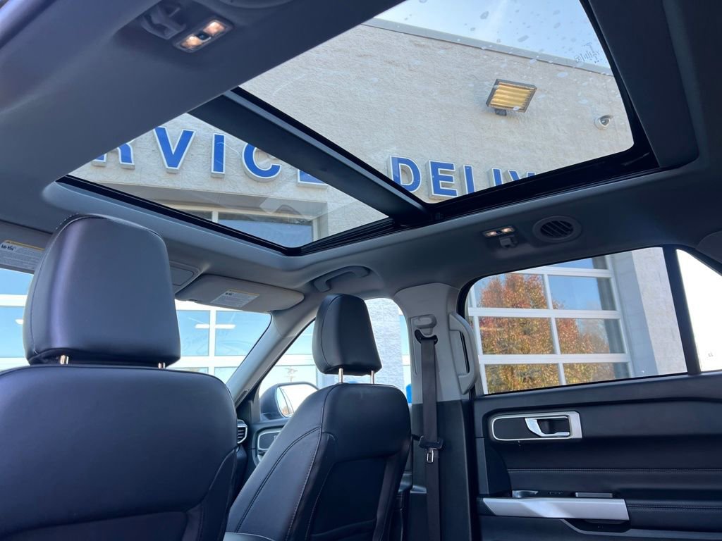 Certified 2023 Ford Explorer XLT w/ Equipment Group 202A image 36