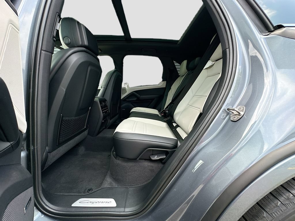 New 2026 Porsche Cayenne AWD/4WD image 24