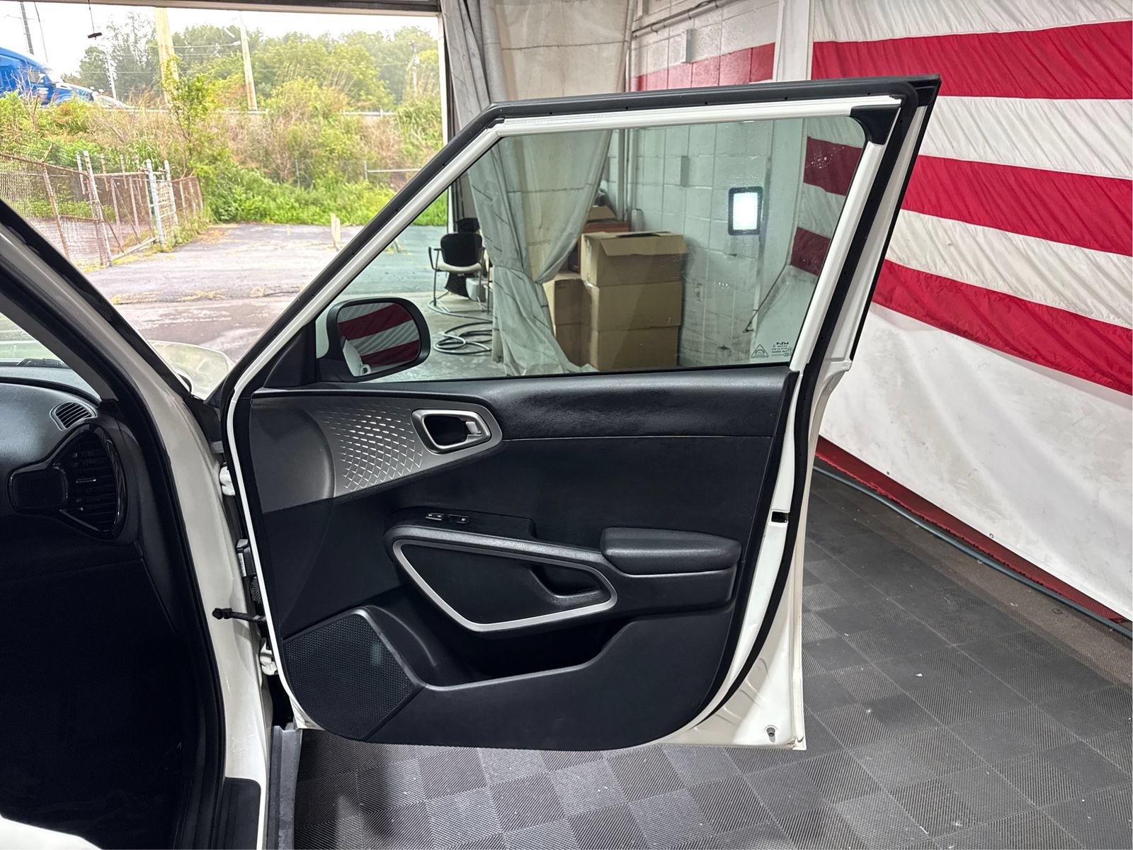 Used 2023 Kia Soul S FWD image 20