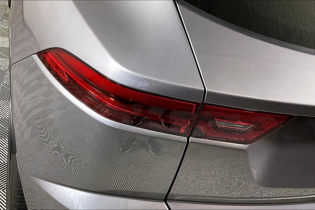 Used 2024 Jaguar E-PACE R-Dynamic SE image 28