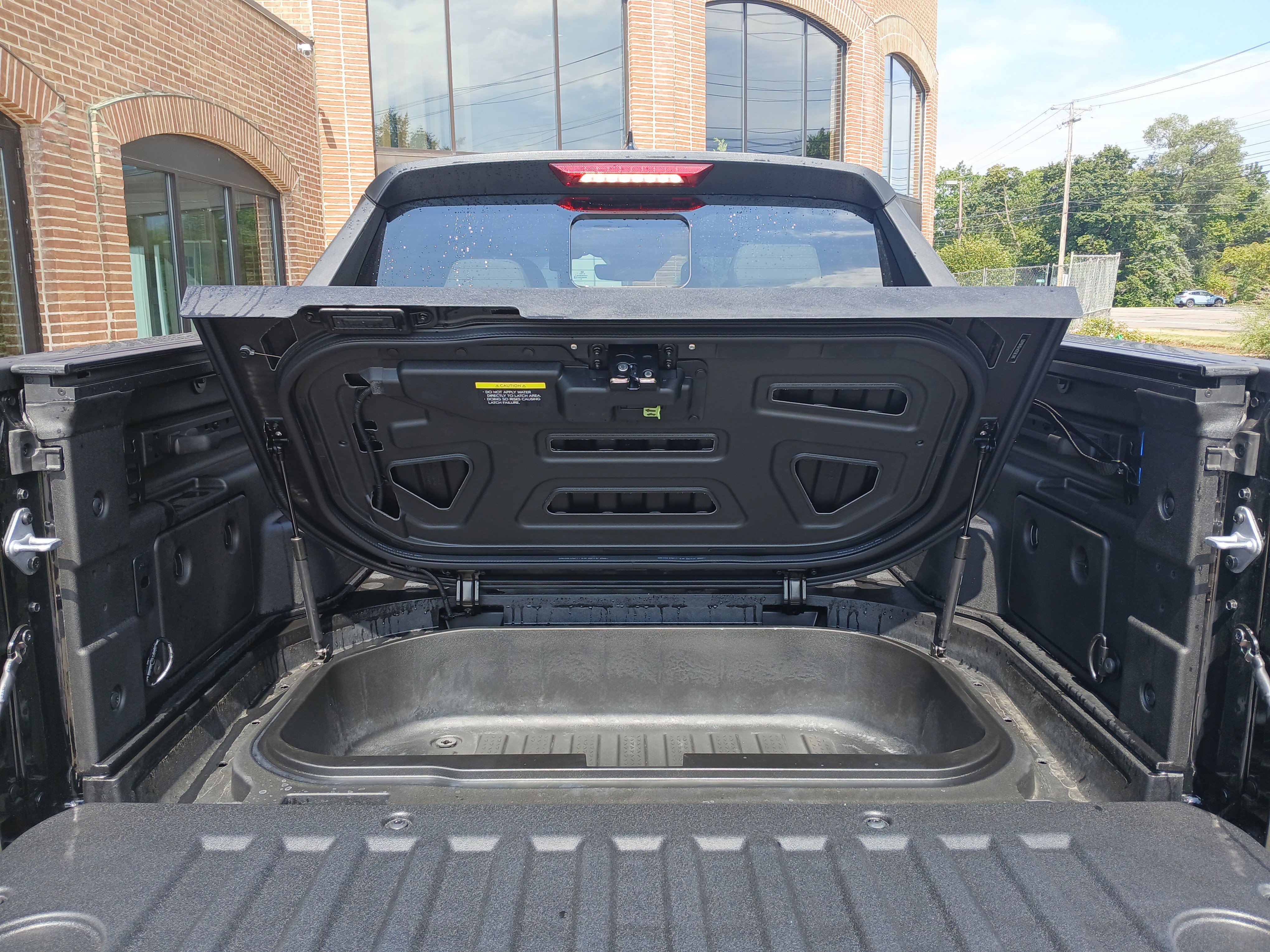 New 2025 Hyundai Santa Cruz Limited image 32