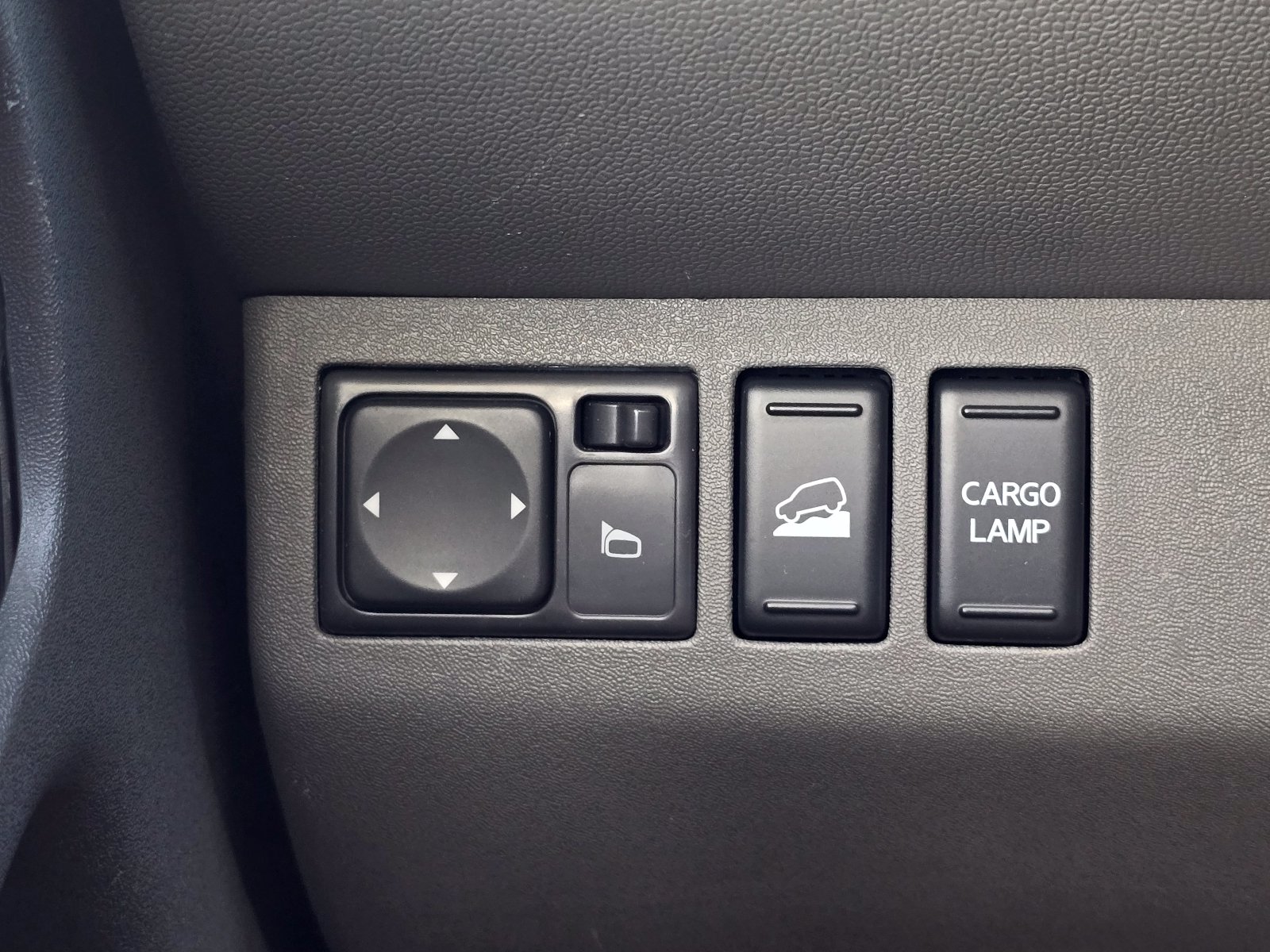 Used 2016 Nissan Frontier SV AWD/4WD image 22