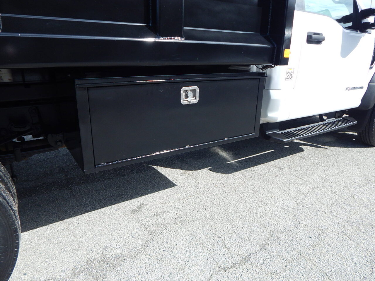 Used 2021 Ford F550 4x4 Regular Cab Super Duty image 18