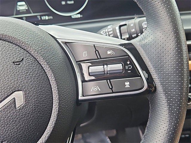 Certified 2024 Kia Seltos SX w/ SX Sunroof Package image 27