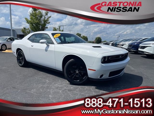 Used 2022 Dodge Challenger SXT