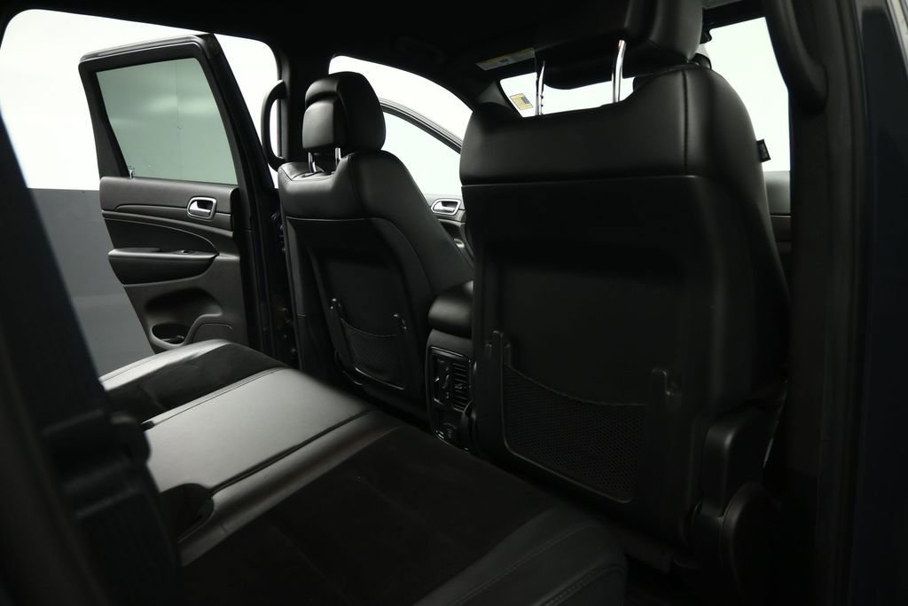 Used 2018 Jeep Grand Cherokee Altitude AWD/4WD image 54