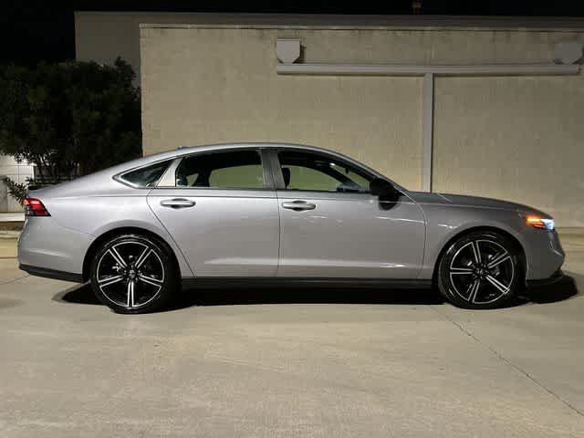 Used 2023 Honda Accord Sport image 7