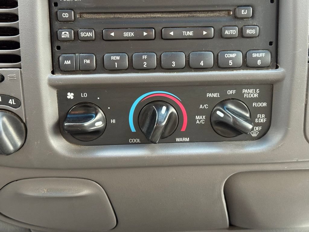 Used 2002 Ford F150 XLT AWD/4WD image 19
