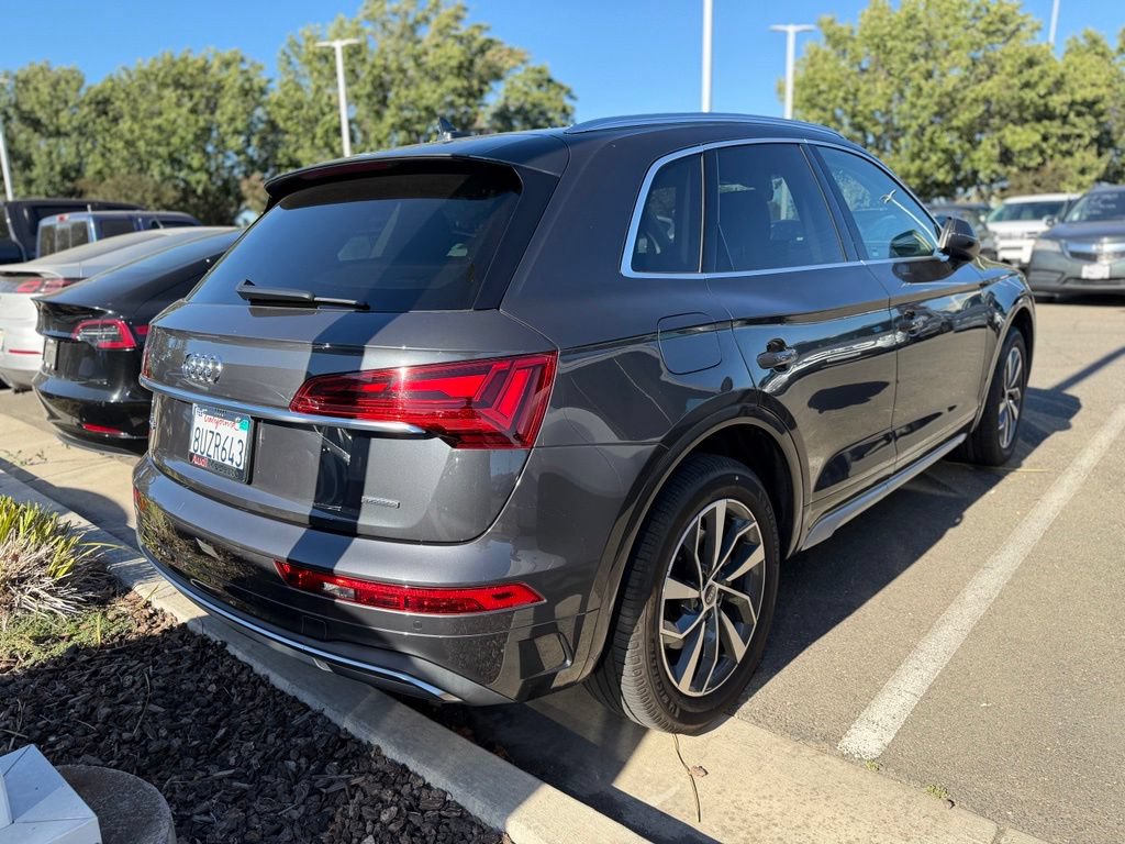 Used 2021 Audi Q5 2.0T Premium w/ Convenience Package AWD/4WD image 7