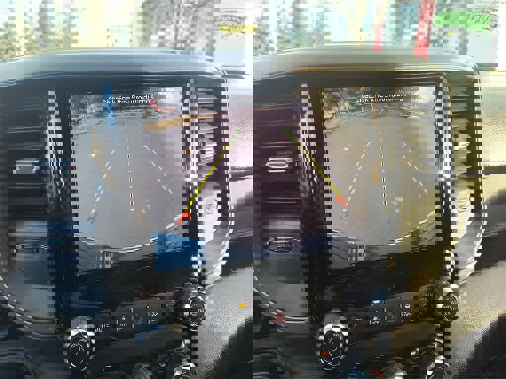 Used 2023 RAM 3500 Tradesman w/ Safety Group image 17