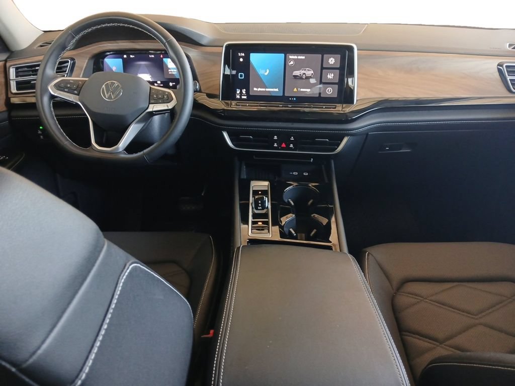 Used 2025 Volkswagen Atlas SE FWD image 10