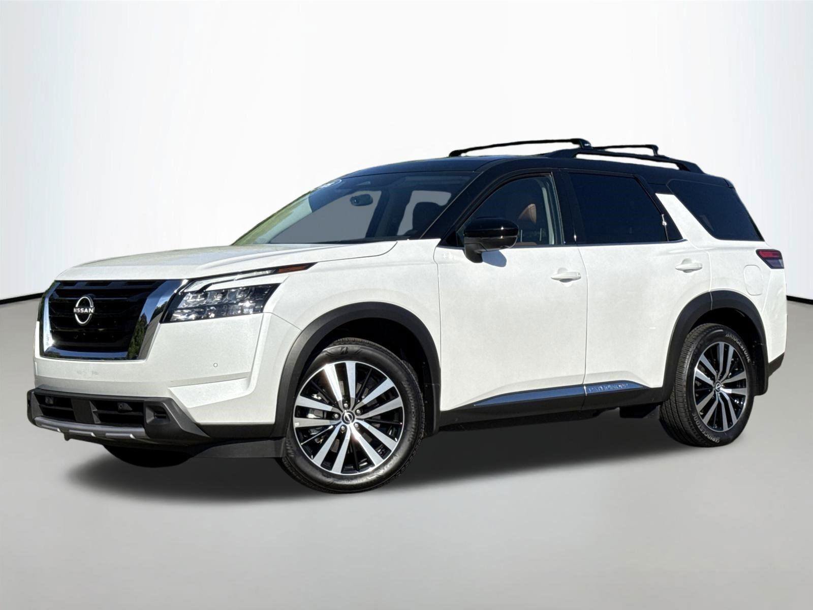 Used 2025 Nissan Pathfinder Platinum w/ Cargo Package