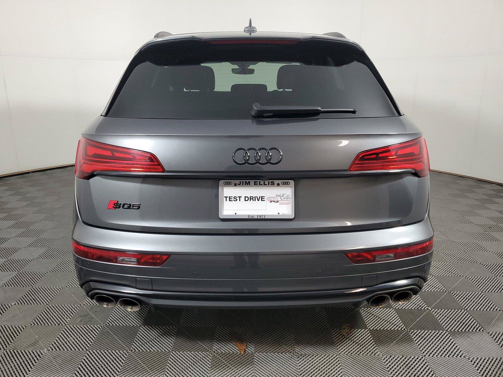 Used 2023 Audi SQ5 Premium Plus w/ Premium Plus Package AWD/4WD image 6