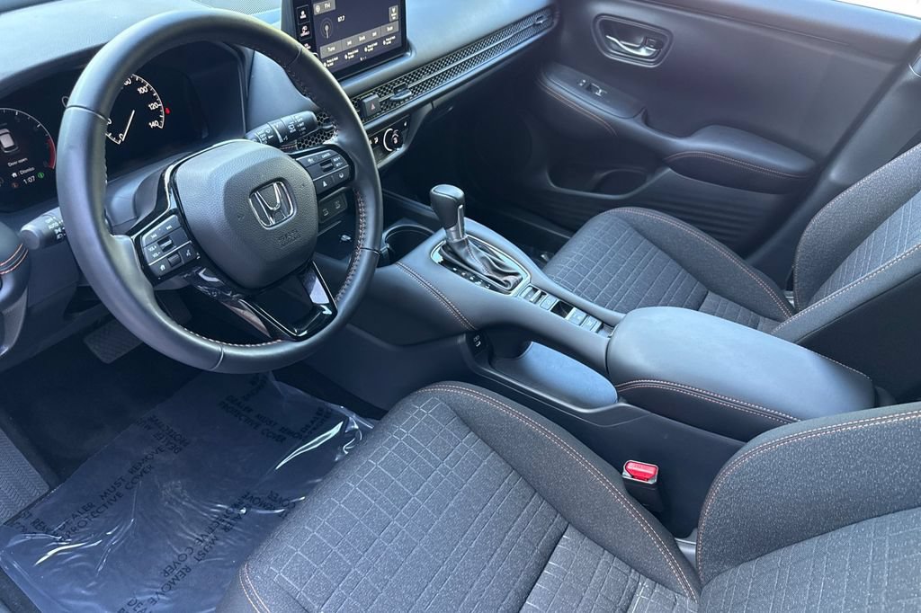 Certified 2026 Honda HR-V Sport image 3