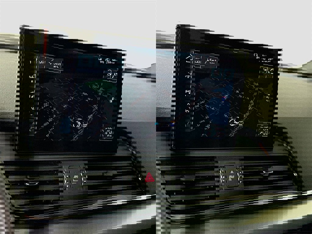 Used 2022 Audi Q5 2.0T Premium Plus w/ Premium Plus Package image 7