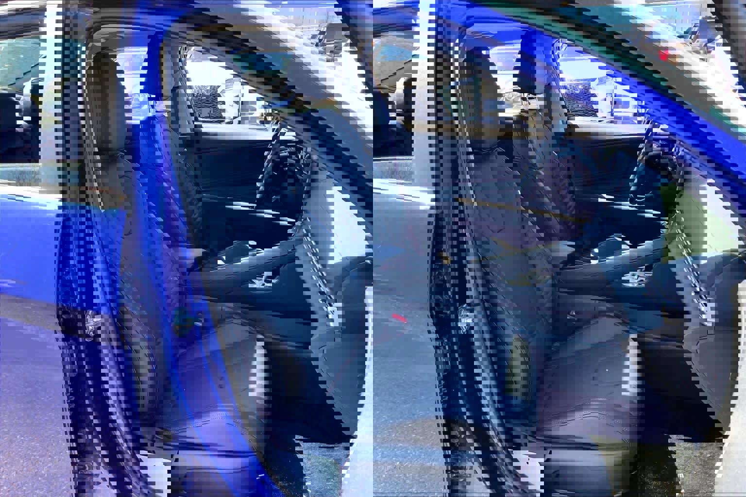 Used 2023 Hyundai Elantra Limited image 9