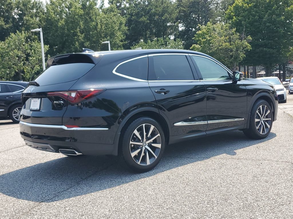 Certified 2026 Acura MDX w/ Technology Package FWD image 5