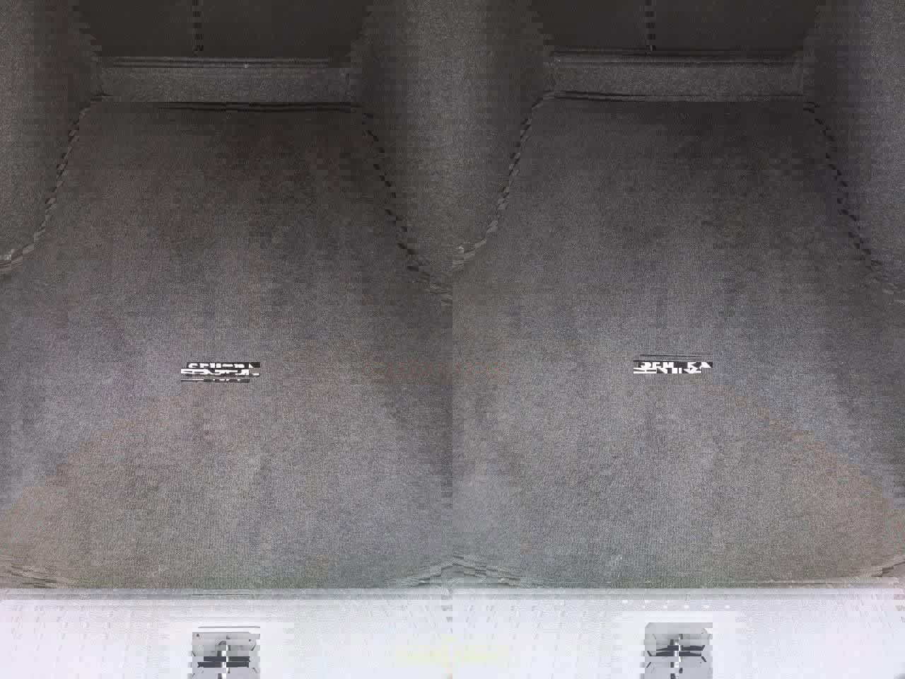 Used 2024 Nissan Sentra SV image 32