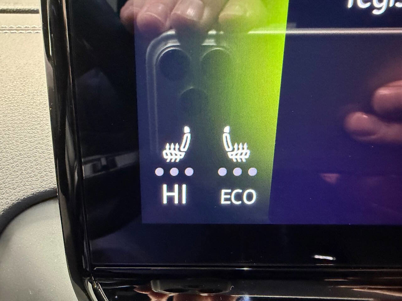 Used 2023 Volkswagen ID.4 Pro image 28