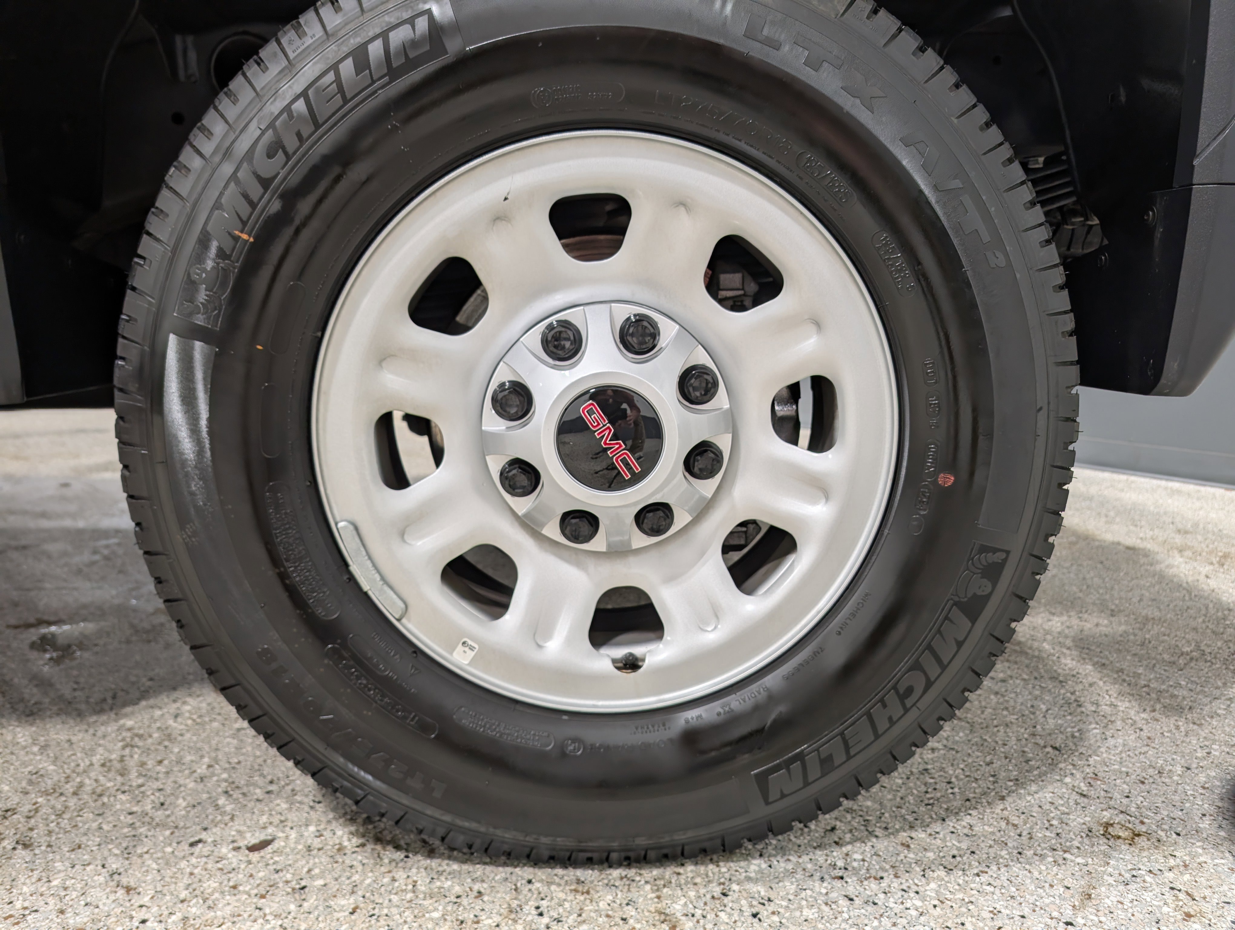 Used 2024 GMC Sierra 2500 Pro AWD/4WD image 11