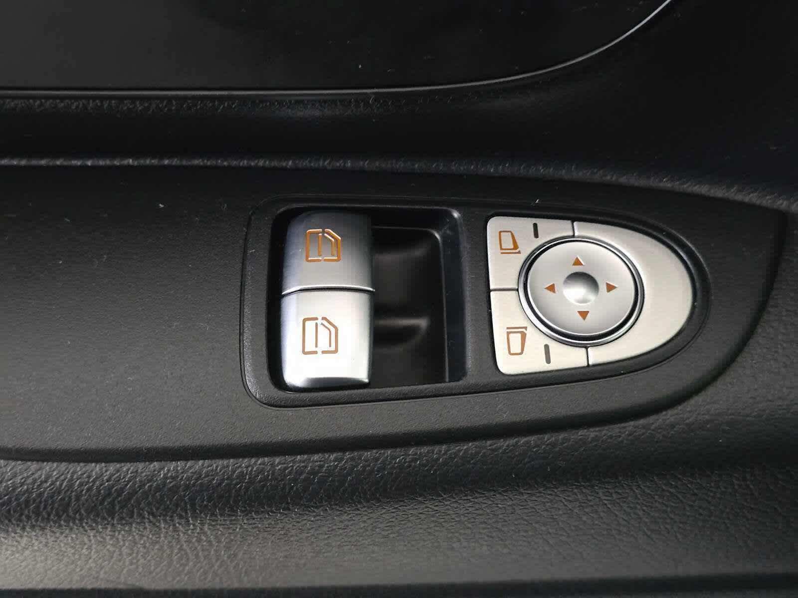 Used 2020 Mercedes-Benz Metris image 19