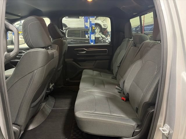 Used 2022 RAM 1500 Big Horn AWD/4WD image 14