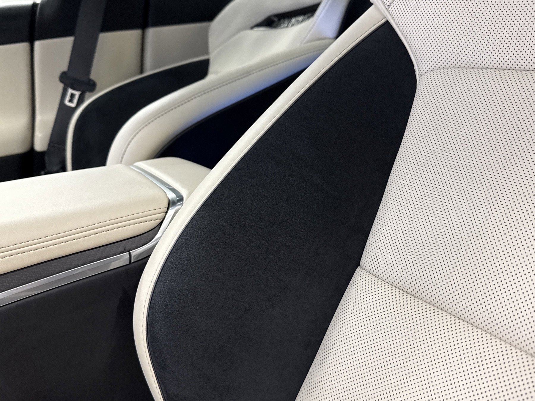 Used 2025 Tesla Model S Plaid image 10