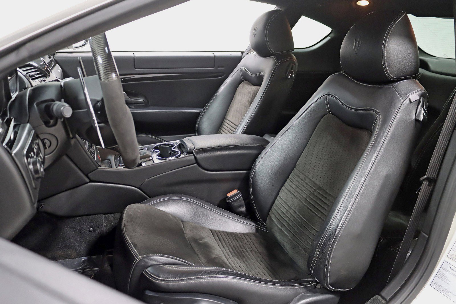 Used 2009 Maserati GranTurismo S image 25