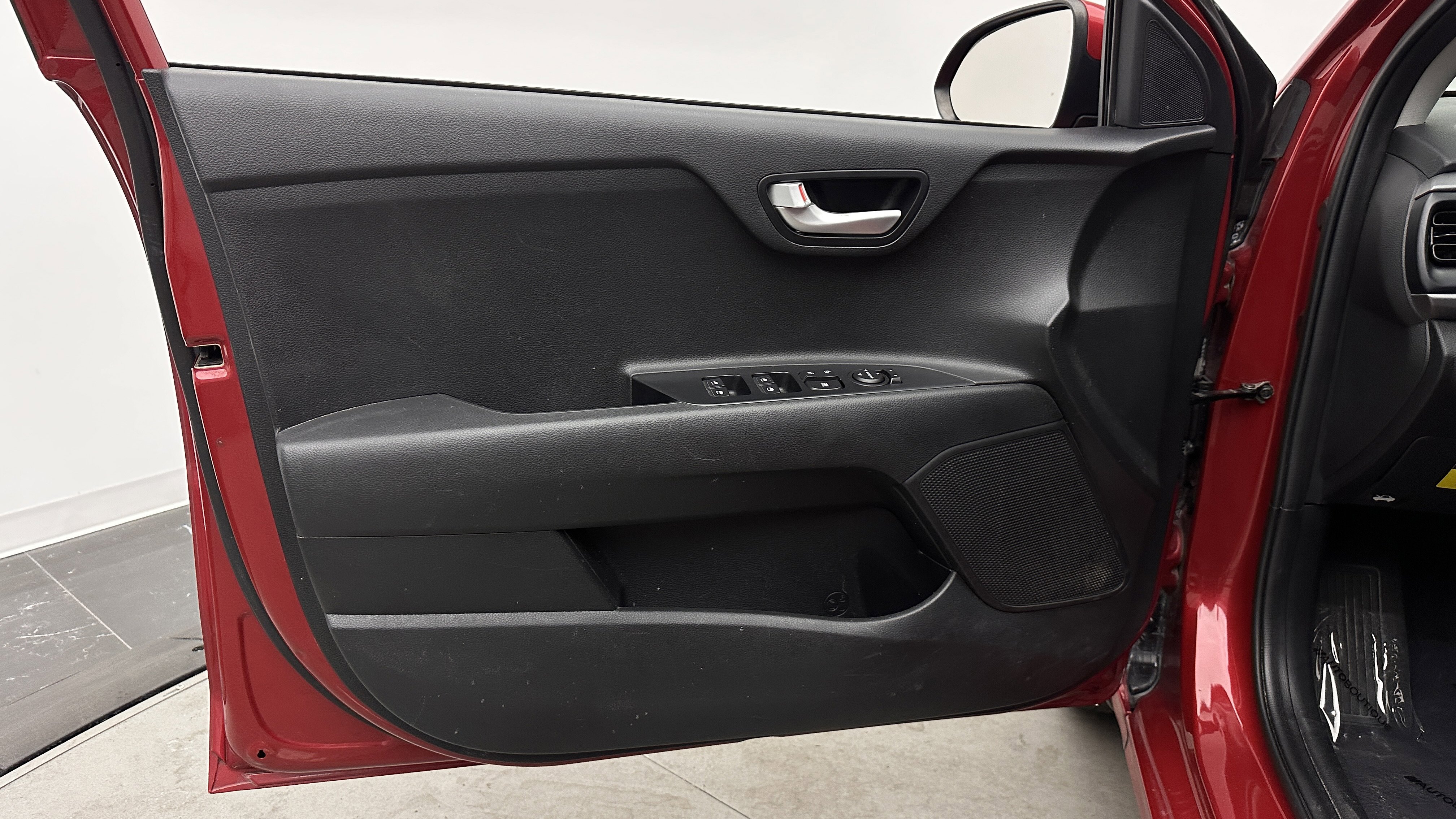 Used 2020 Kia Rio S w/ Technology Package FWD image 10