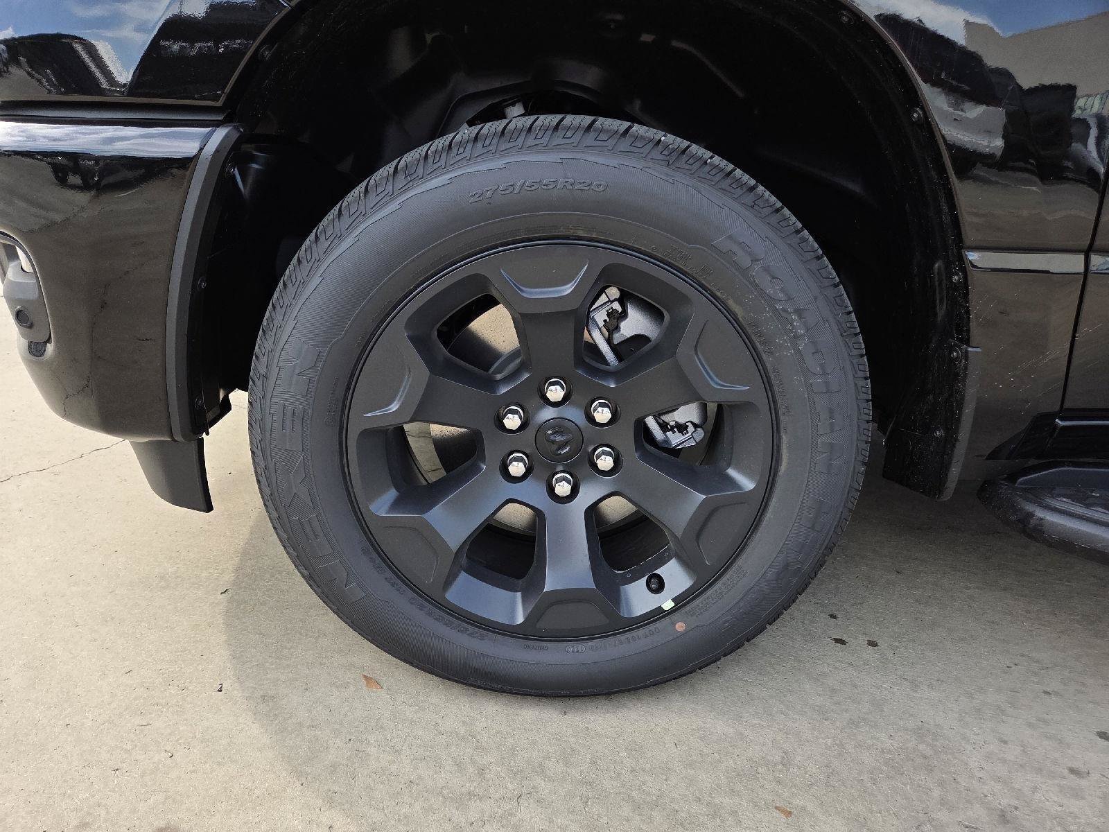 New 2026 RAM 1500 Express AWD/4WD image 20